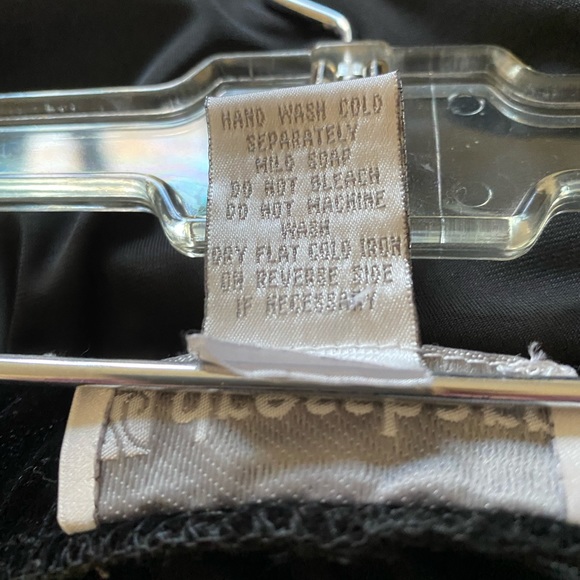 Black Velvet Skirt. - Picture 6 of 6